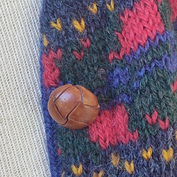 Woolrich Wool Sweater Vest Leather Buttons Made in Hong Kong Vintage Large - Picture 6 of 8